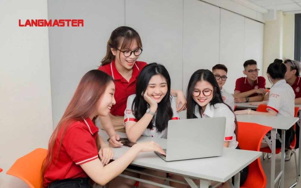 Sinh viên Marketing cần có khả năng sáng tạo, tư duy, kỹ năng giao tiếp …