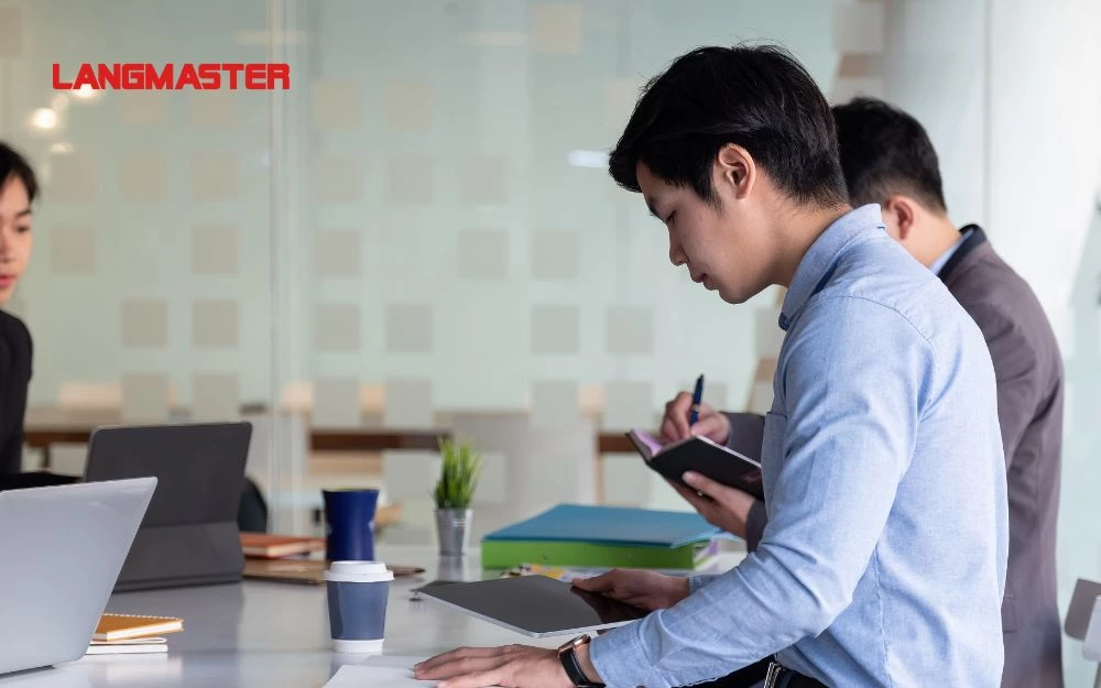 Thực tập sinh nhân sự đảm nhiệm công việc hỗ trợ hành chính và tuyển dụng