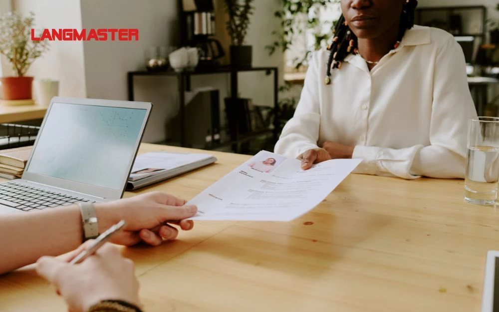 Sinh viên mới tốt nghiệp nên ưu tiên sử dụng Resume