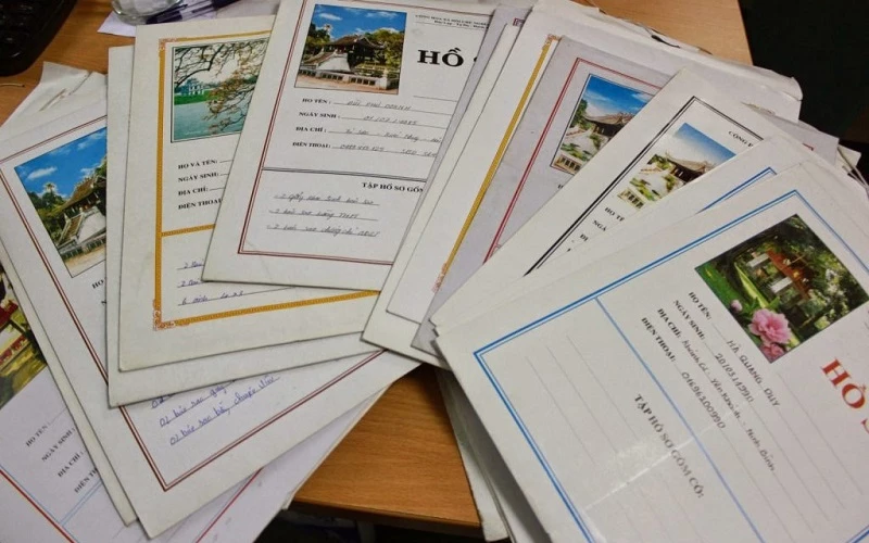 Bìa đựng hồ sơ bằng giấy