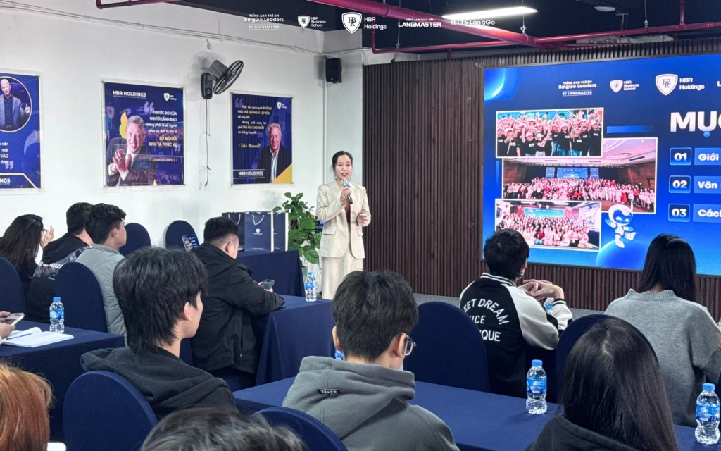 Ms. Nguyễn Thị Thu Hiền chia sẻ về quá trình phát triển và văn hóa 