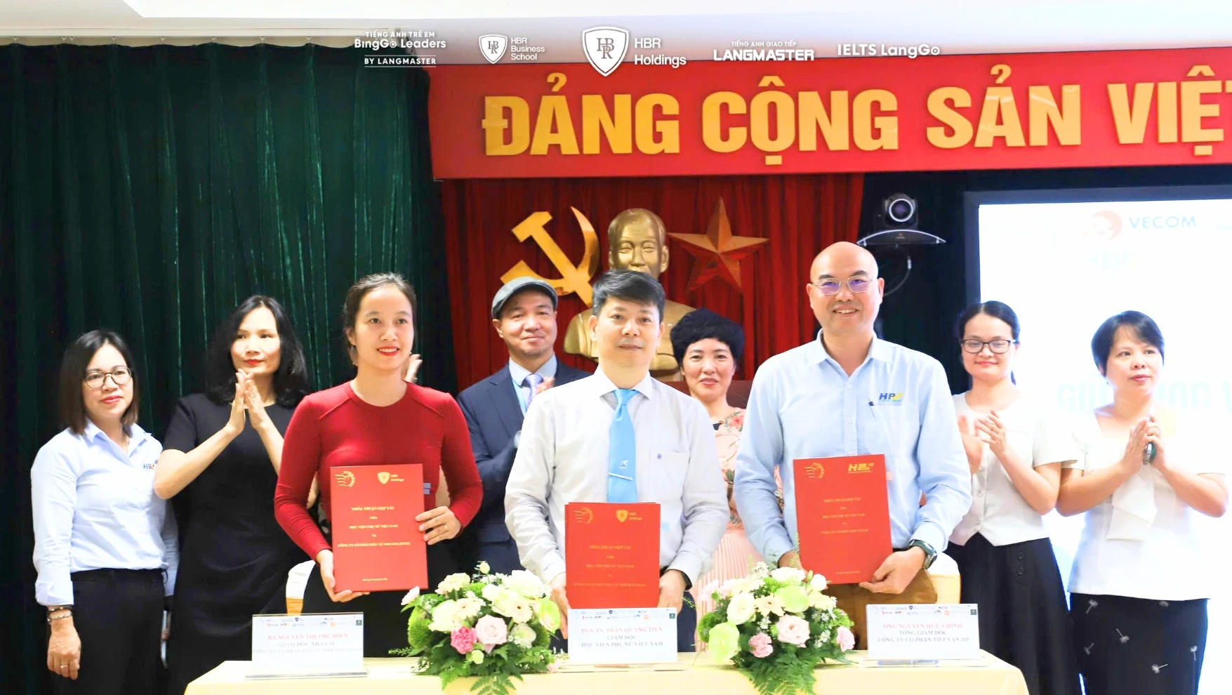 HBR HOLDINGS KÝ KẾT HỢP TÁC CHIẾN LƯỢC VỚI HỌC VIỆN PHỤ NỮ VIỆT NAM