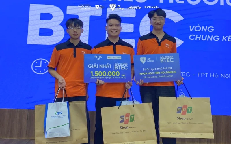 HBR HOLDINGS CÙNG “ĐẤU TRƯỜNG BTEC” THẮP LỬA TRI THỨC CHO SINH VIÊN